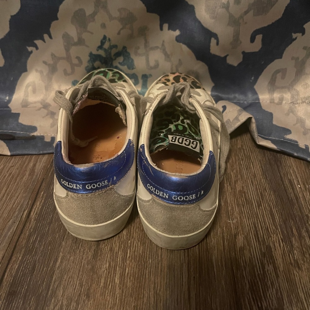 Golden goose